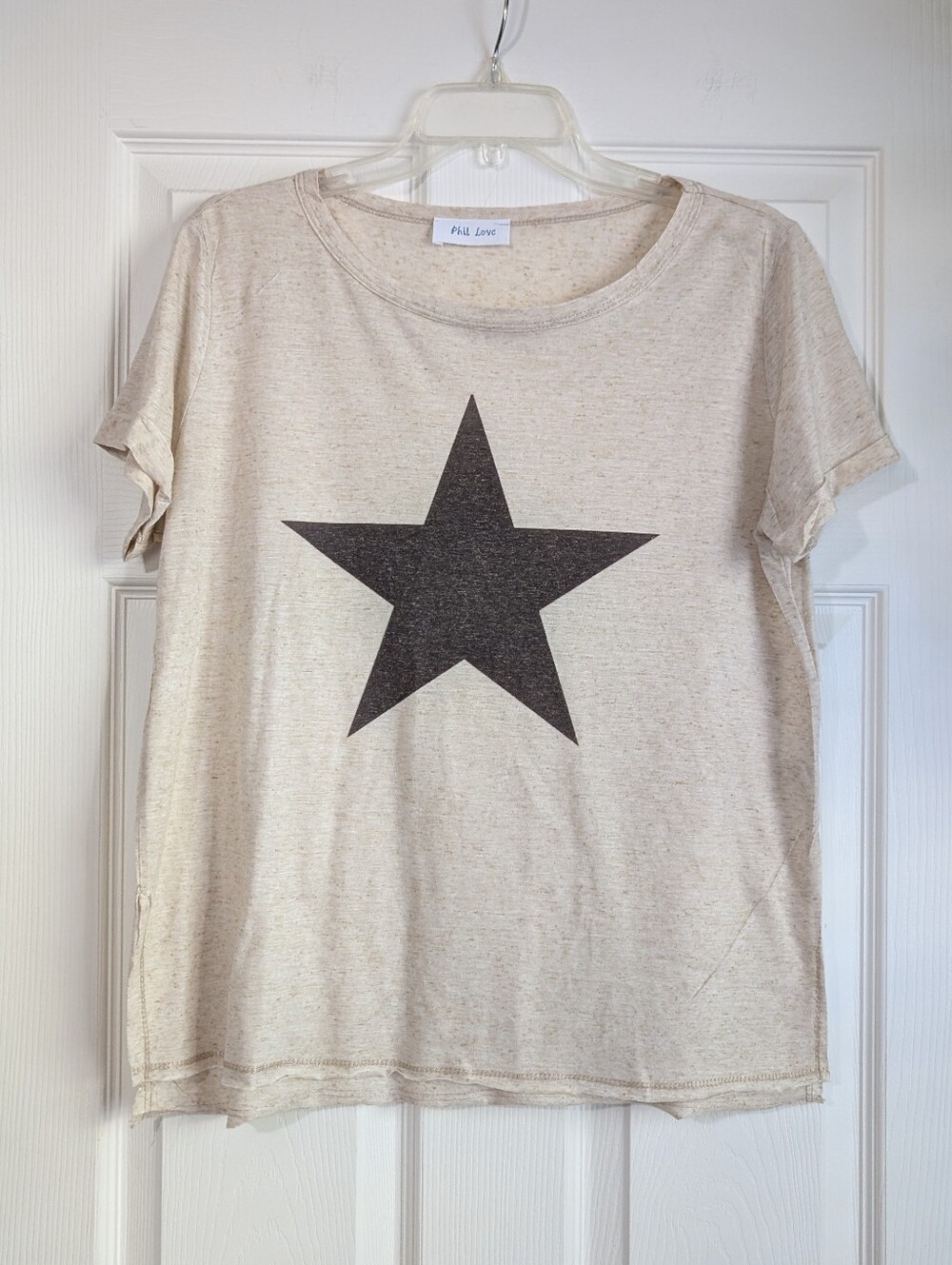 Phil Love Cream Star Graphic Tee Size M